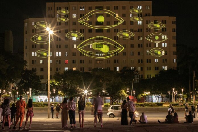 11 a 145 - Festa da Luz ilumina o hipercentro de BH com obras de artistas internacionais a locais, projeções e música