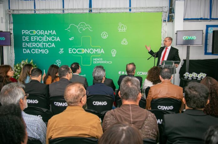 Cemig investe R$9 milhões em iluminação eficiente e usinas solares de 40 Apacs mineiras