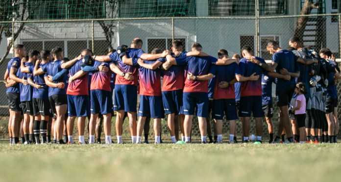 Itabirito e Varginha se enfrentam no campo e Rede Minas e Rádio Inconfidência transmitem a partida, nesta quarta (7)