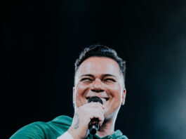 Sorriso Maroto - As Antigas confirma gravação de DVD em BH