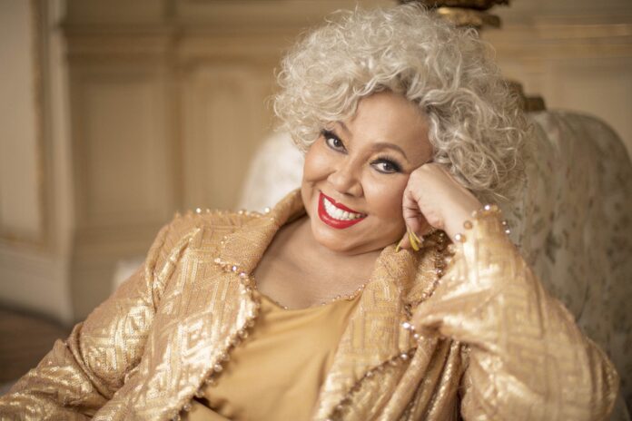 10/11 - Alcione celebra 50 anos de carreira com show em Belo Horizonte
