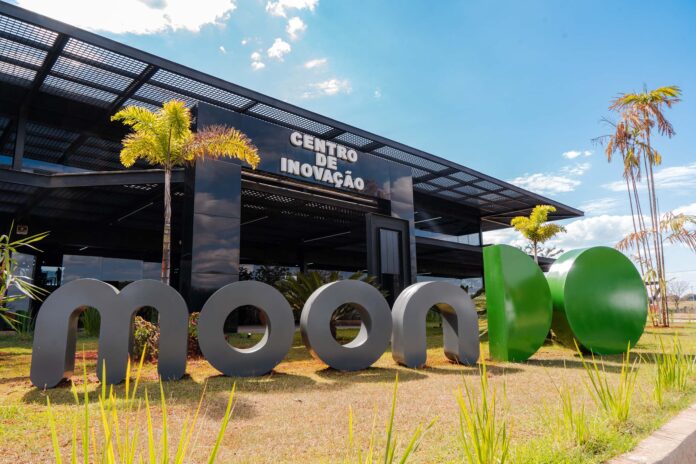 Moon Hub Experience apresenta, em Uberaba (MG), iniciativas e oportunidades de inovação no agronegócio Moon Hub Experience apresenta, em Uberaba (MG), iniciativas e oportunidades de inovação no agronegócio
