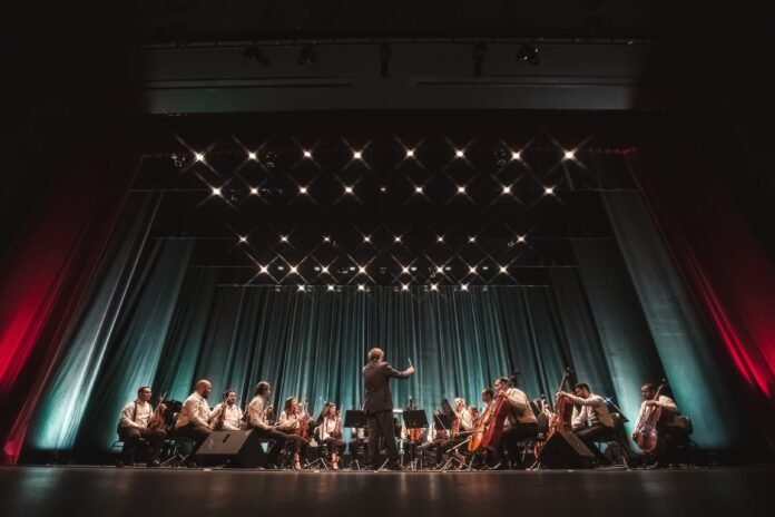 Orquestra Ouro Preto estreia Brasil com S