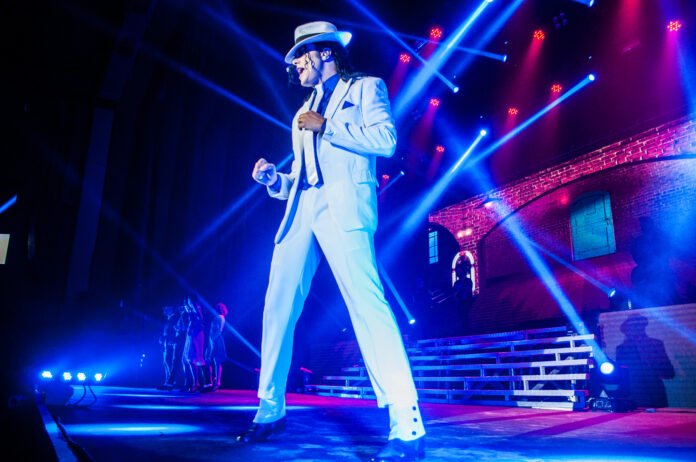 Rodrigo Teaser apresenta Tributo ao Rei do Pop, em BH, com show em homenagem a Michael Jackson em novembro