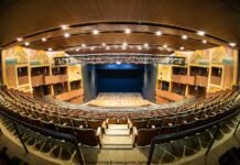 Cine Theatro Brasil celebra 20 anos do Clube do Choro de Belo Horizonte com show gratuito na Praça Sete