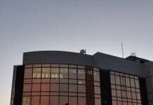 A programação de setembro da MostrArte Feluma traz Gorete Milagres ao Teatro Feluma com a peça “Filomena: 32 Anos de Peleja” e a Oficina “Da Criação à Humanização da Personagem”.