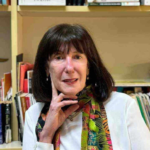 Ana Cecília Carvalho toma posse na Academia Mineira de Letras