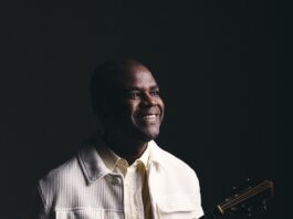 Batuke do Pretinho, a roda de samba mais famosa do Rio de Janeiro desembarca em BH, com participação especial de Maria Rita