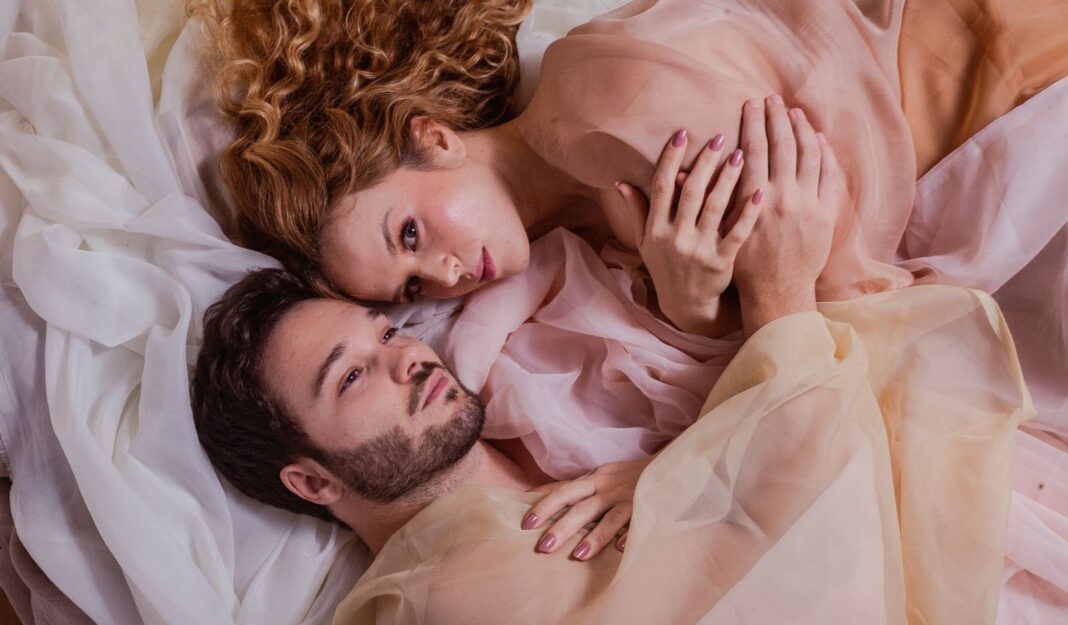 De repente, nós, novo espetáculo de Renê Belmonte,