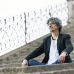 Pedro Luís sobe ao palco do Cine Theatro Brasil em novembro