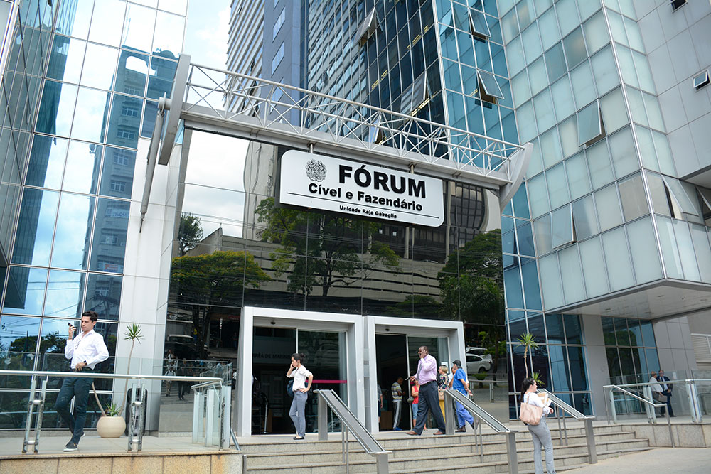 Ex-vereador de BH é condenado por rachadinha e funcionários fantasmas