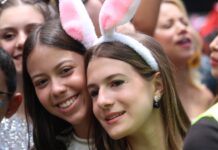 Amigos no Bloco Xamã