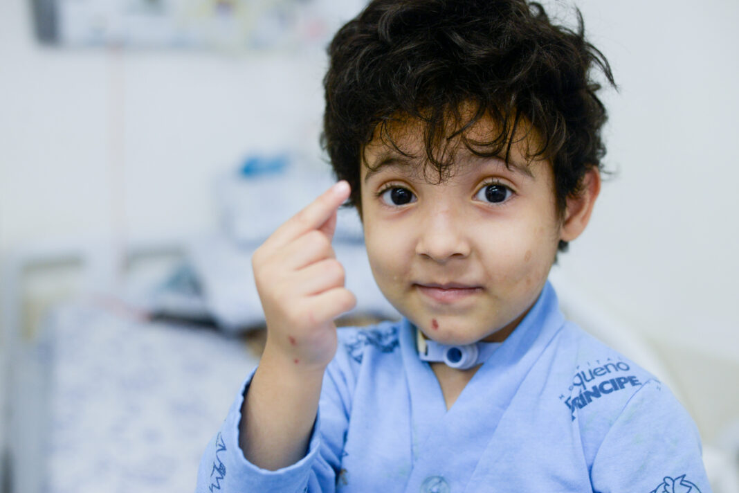 Hospital Pequeno Príncipe promove aula online gratuita sobre cuidados com traqueostomia infantil
