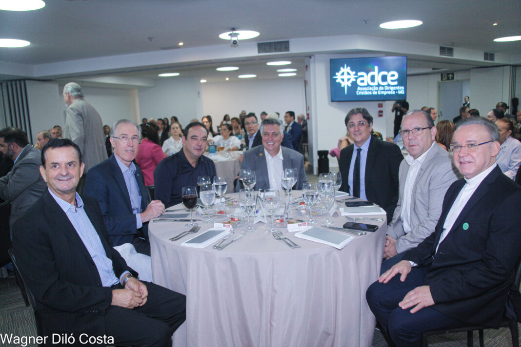 Almoço-palestra_ADCE-MG (3)