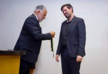 De Comendador da Ordem JK a Membro da Academia Brasileira de Honraria ao Mérito: João Mendes acumula mais um título de prestígio em noite conduzida pelo Comendador Regino Barros João Mendes e Comendador - Reprodução Instagram