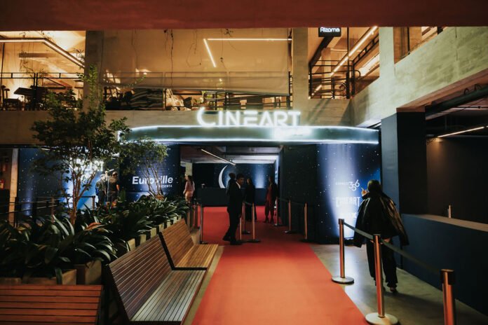 Sucesso de bilheteria, Cineart Open Air esgota sessões e abre horários extras aos domingos