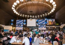 Tradição, mesa farta e brindes em família marcam o Dia dos Pais na HB Cervejaria