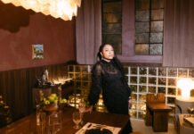 Sala de Jantar Interlúdio, de Marcela Aquino, propõe questionamentos sobre o tempo e o espaço