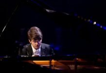 11/10 – Pianista português Martim Almeida realiza concerto com música brasileira, francesa, húngara e argentina no Palácio das Artes
